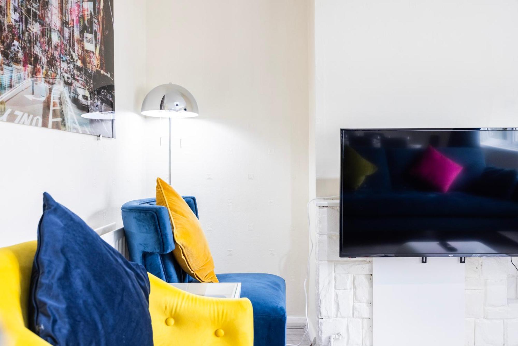 Garland Modern Close To Station 3 Bedroom Appartement Londen