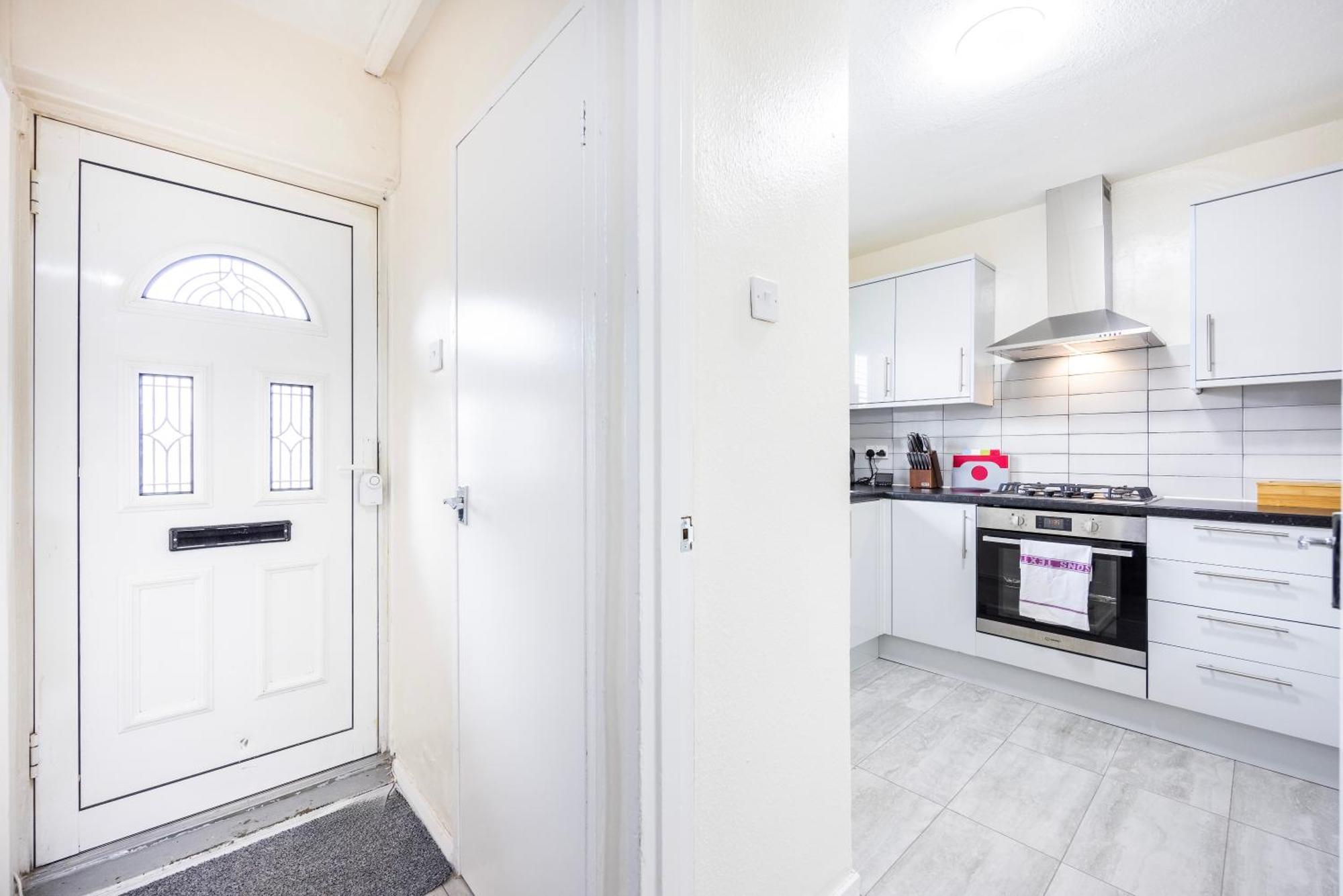 Appartement Garland Modern Close To Station 3 Bedroom Londen